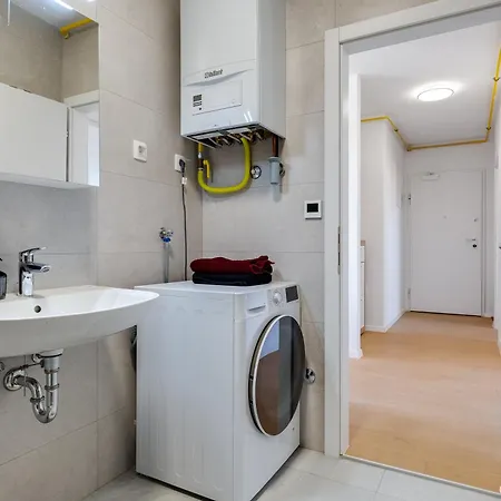 Apartman Lidija *